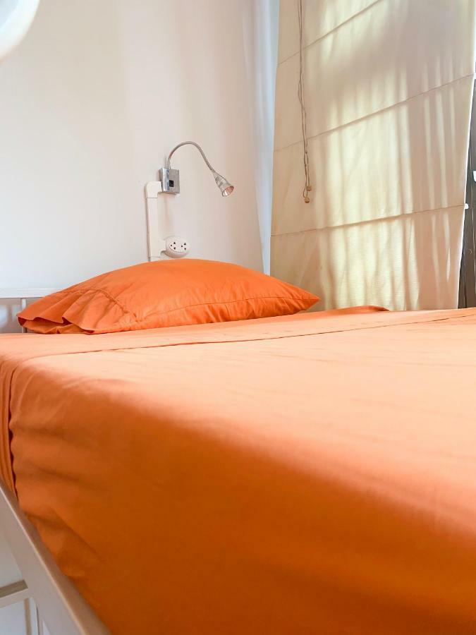 Zig Zag Hostel Лима Екстериор снимка
